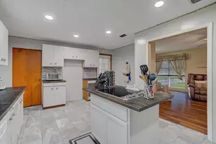 245 Co Rd 857, Evadale, TX 77612 - Photo 11