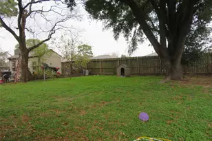 827 Marcolin St, Houston, TX 77088 - Photo 21