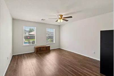 8018 Dogwood Court, Baytown, TX 77523 - Photo 17