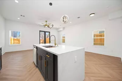 4117 Shelby Circle #B, Houston, TX 77051 - Photo 7