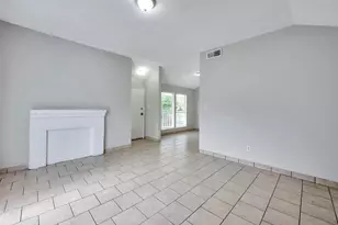 6110 W Mt Houston Rd, Houston, TX 77088 - Photo 5