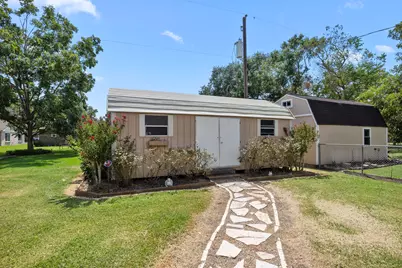 719 Clubside Drive, East Bernard, TX 77435 - Photo 31