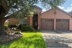 8306 Brentford Dr, Houston, TX 77083 - Photo 3