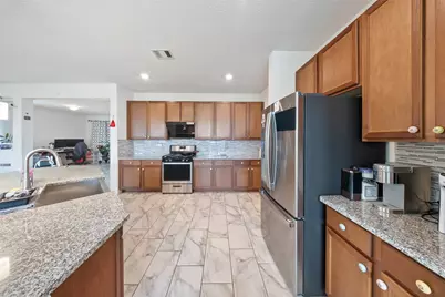 25630 Reign Wayman Court, Katy, TX 77493 - Photo 9