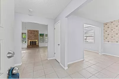 11914 Meadowtrail Lane, Meadows Place, TX 77477 - Photo 5