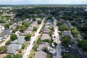 12809 Dairy Brook Dr, Houston, TX 77099 - Photo 5