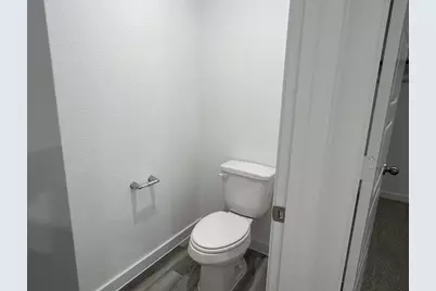 3220 Crown Gate Drive, Houston, TX 77047 - Photo 17