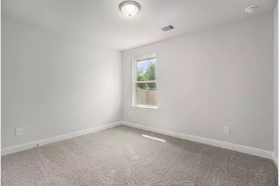 33 Greenbriar Loop, Angleton, TX 77515 - Photo 11