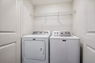 801 E Beach Dr, Galveston, TX 77550 - Photo 31