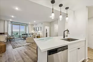 801 E Beach Dr, Galveston, TX 77550 - Photo 3