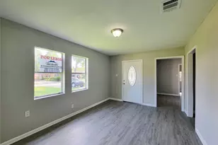 4909 Holloway Dr, Houston, TX 77048 - Photo 5