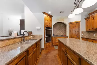 111 Heritage Oak Drive, Huntsville, TX 77320 - Photo 23