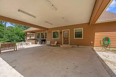 111 Heritage Oak Drive, Huntsville, TX 77320 - Photo 39