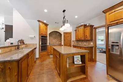 111 Heritage Oak Drive, Huntsville, TX 77320 - Photo 21