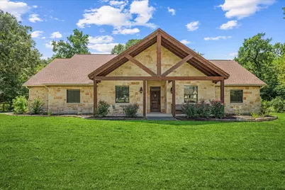 111 Heritage Oak Drive, Huntsville, TX 77320 - Photo 1