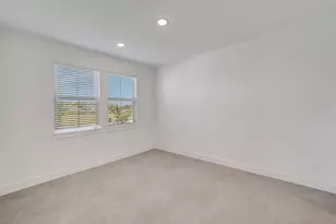 18630 Eastwood Rdg Ct, Crosby, TX 77532 - Photo 5