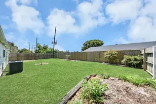 18019 Autumn Hills Dr, Katy, TX 77449 - Photo 29