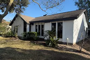 10130 Sagedale Dr, Houston, TX 77089 - Photo 3