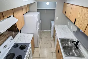 7200 W T C Jester Blvd, Houston, TX 77088 - Photo 25