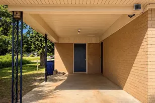 203 Darius St, Crockett, TX 75835 - Photo 7
