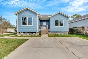 8618 Banting St, Houston, TX 77078 - Photo 1