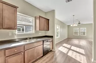 8618 Banting St, Houston, TX 77078 - Photo 13