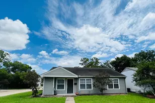 5124 Beech St, Bellaire, TX 77401 - Photo 1