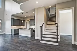 4857 Benning Dr, Houston, TX 77035 - Photo 11