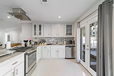 1825 Locksford Street, Houston, TX 77008 - Photo 7