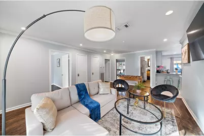 1825 Locksford Street, Houston, TX 77008 - Photo 15