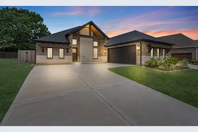 106 Wyndemere Drive, Montgomery, TX 77356 - Photo 1
