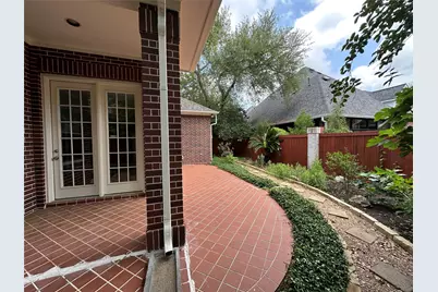17 Ambleside Crescent Drive, Sugar Land, TX 77479 - Photo 27