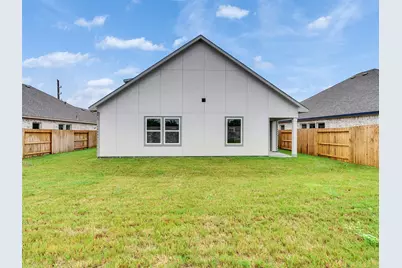 3218 Emerald Hills Drive, Angleton, TX 77515 - Photo 33