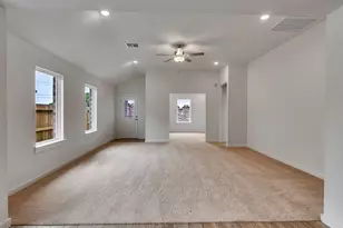 3218 Emerald Hls Dr, Angleton, TX 77515 - Photo 11