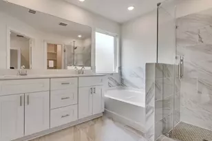 3218 Emerald Hls Dr, Angleton, TX 77515 - Photo 21