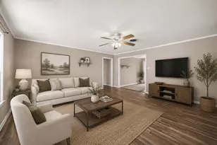 207 E Homewood Dr, Crockett, TX 75835 - Photo 3