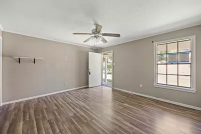 207 E Homewood Drive, Crockett, TX 75835 - Photo 7