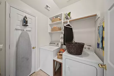 2410 Suncreek Lane, Pearland, TX 77584 - Photo 7