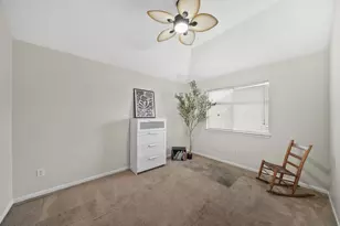 2410 Suncreek Ln, Pearland, TX 77584 - Photo 25