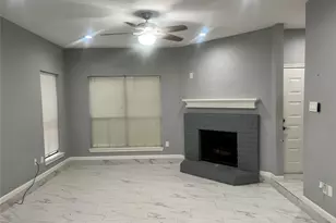 3130 Walnut Bend Ln, Houston, TX 77042 - Photo 3