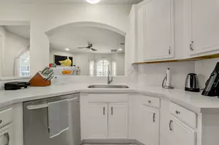 7539 S Linpar Ct, Houston, TX 77040 - Photo 13