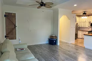 901 Dogwood Rd, Clear Lake Shores, TX 77565 - Photo 3