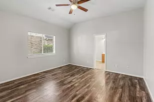 28715 Hidden Cove Dr, Magnolia, TX 77354 - Photo 9