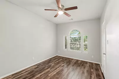 28715 Hidden Cove Drive, Magnolia, TX 77354 - Photo 11