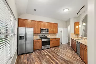 28715 Hidden Cove Dr, Magnolia, TX 77354 - Photo 5