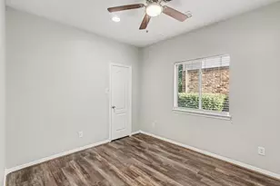 28715 Hidden Cove Dr, Magnolia, TX 77354 - Photo 11