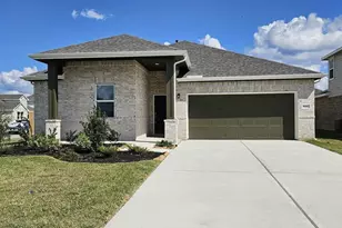8442 Bay Oaks Dr, Baytown, TX 77523 - Photo 1