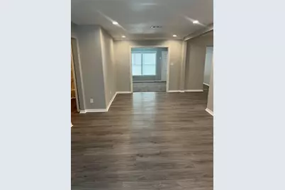 6634 Cresthill Street, Houston, TX 77033 - Photo 9