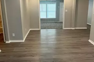 6634 Cresthill St, Houston, TX 77033 - Photo 9