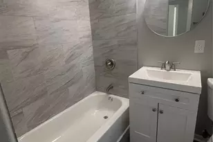 6634 Cresthill St, Houston, TX 77033 - Photo 17